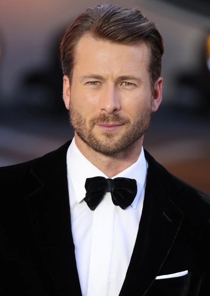 Glen Powell photo
