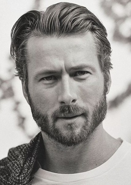 Glen Powell photo