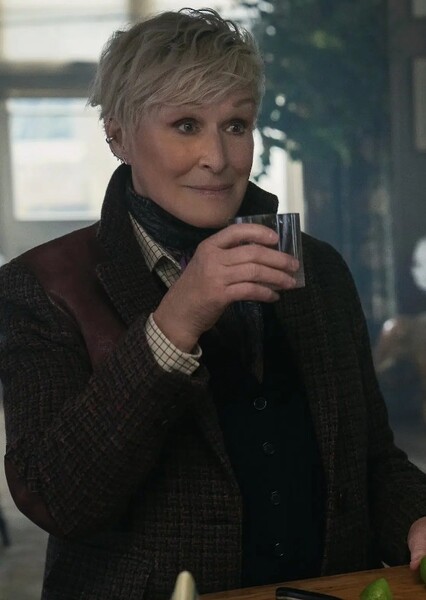 Glenn Close photo