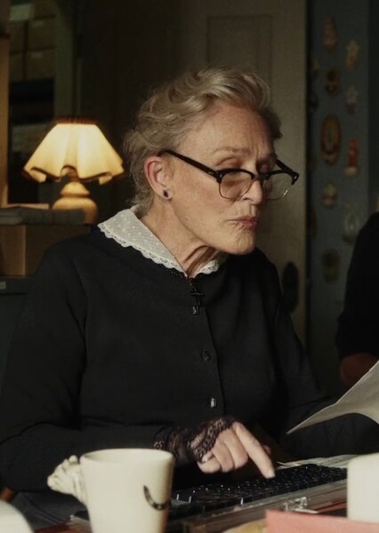 Glenn Close photo