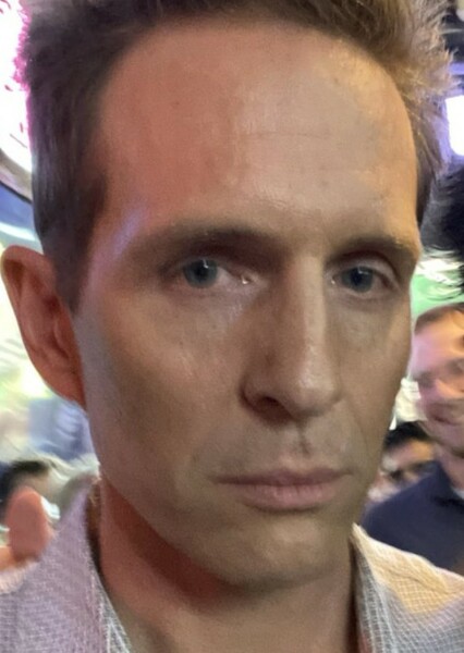 Glenn Howerton photo