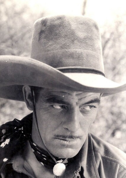 Glenn Strange photo