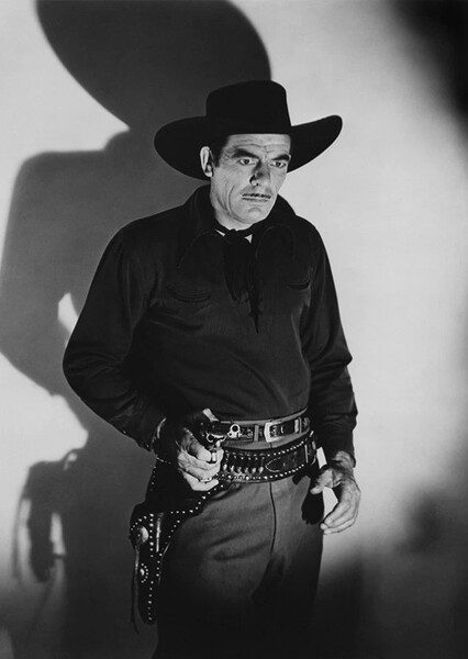 Glenn Strange photo