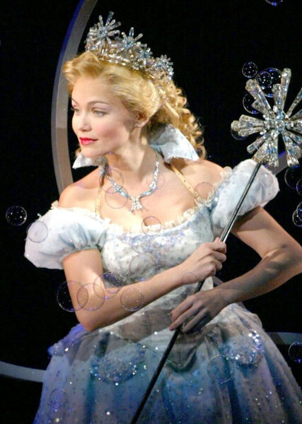 Glinda the Good Witch photo
