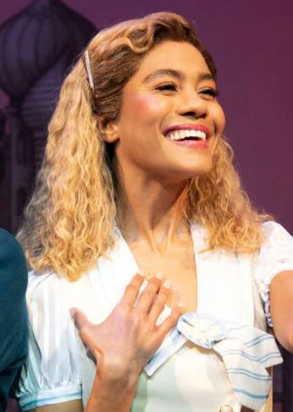 Glinda the Good Witch photo