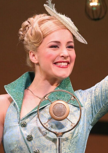 Glinda the Good Witch photo