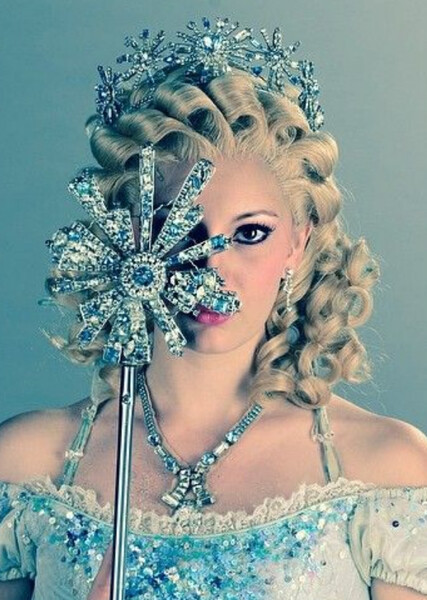 Glinda the Good Witch photo