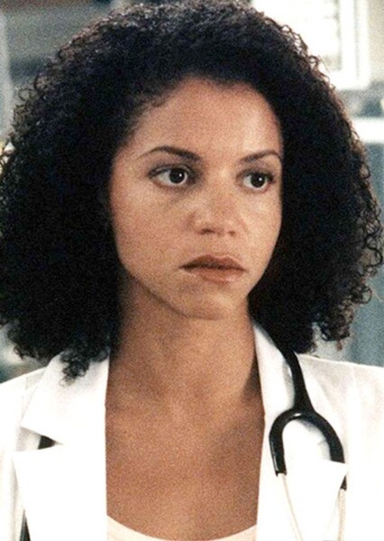 Gloria Reuben photo