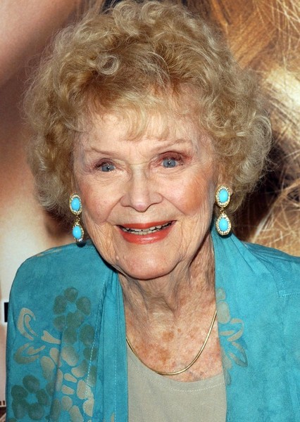 Gloria Stuart photo