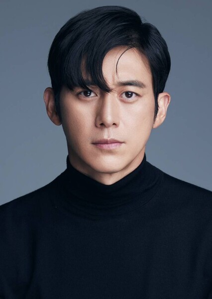 Go Soo photo