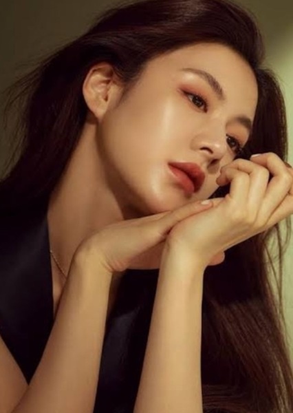 Go Youn-jung photo