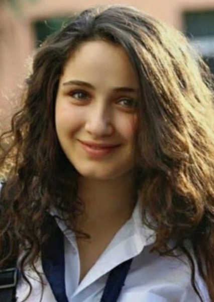 Gökçe Akyıldız photo