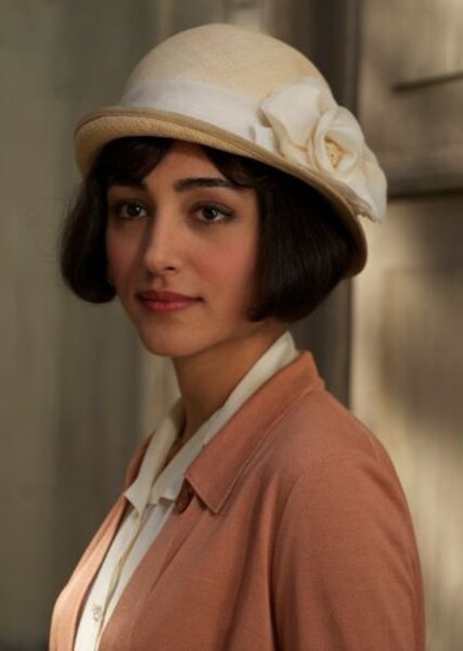 Golshifteh Farahani photo