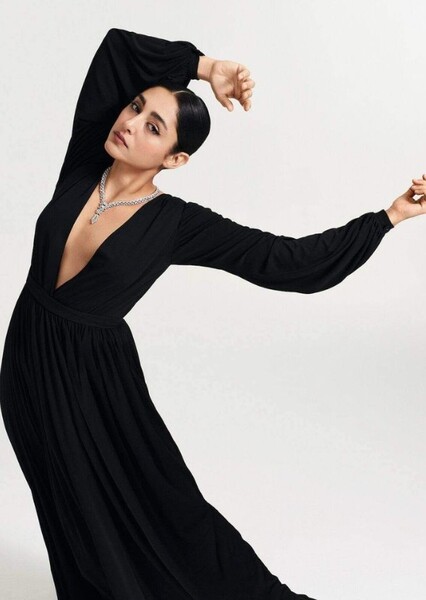 Golshifteh Farahani photo