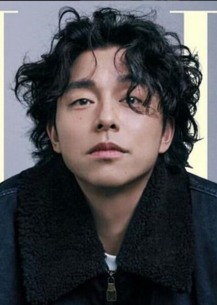 Gong Yoo photo