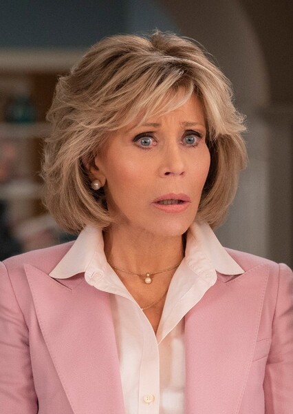 Grace Hanson (Grace and Frankie) photo