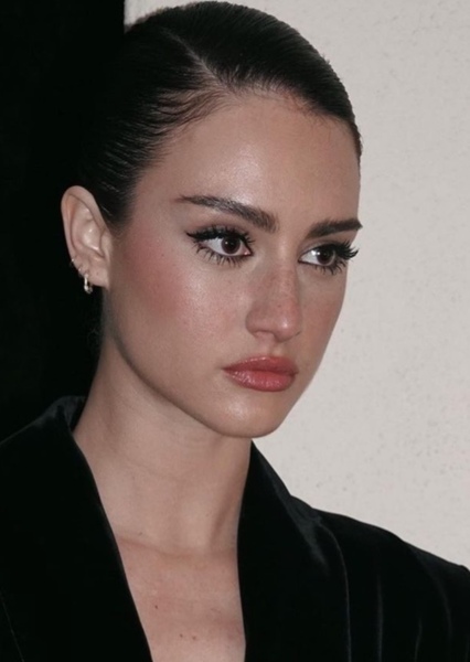 Grace Van Patten