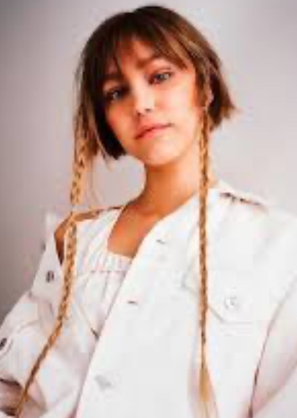 Grace VanderWaal photo