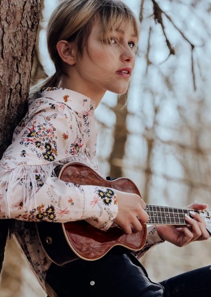 Grace VanderWaal photo