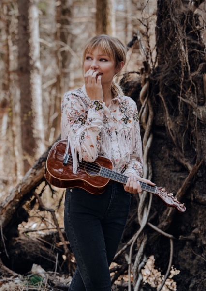Grace VanderWaal photo