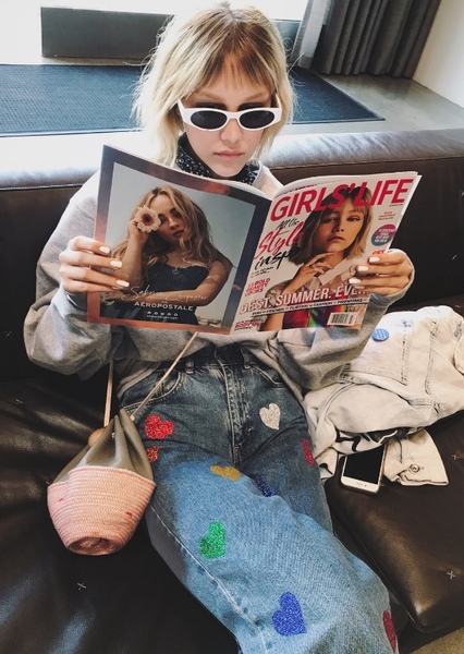 Grace VanderWaal photo