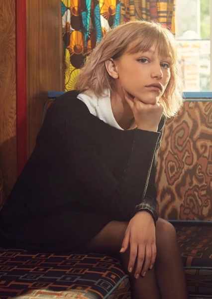 Grace VanderWaal photo