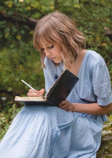 Grace VanderWaal photo