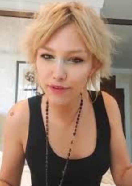 Grace VanderWaal photo