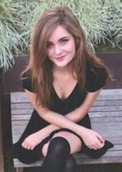 Grace Victoria Cox photo