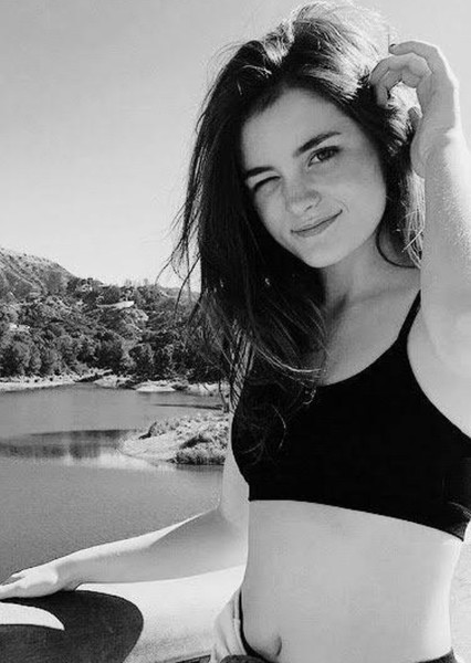 Grace Victoria Cox photo