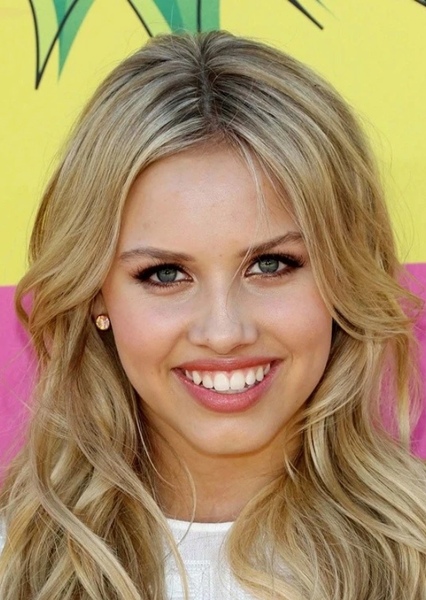 Gracie Dzienny photo