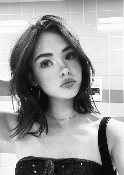 Gracie McKenna photo