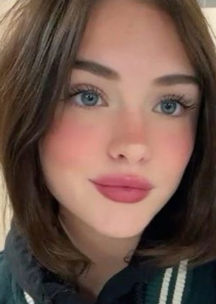 Gracie McKenna photo