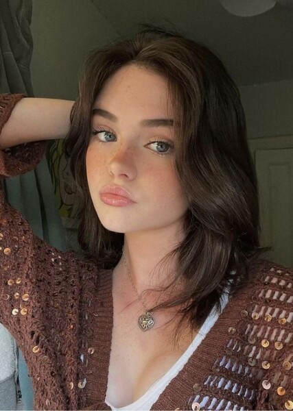 Gracie McKenna photo