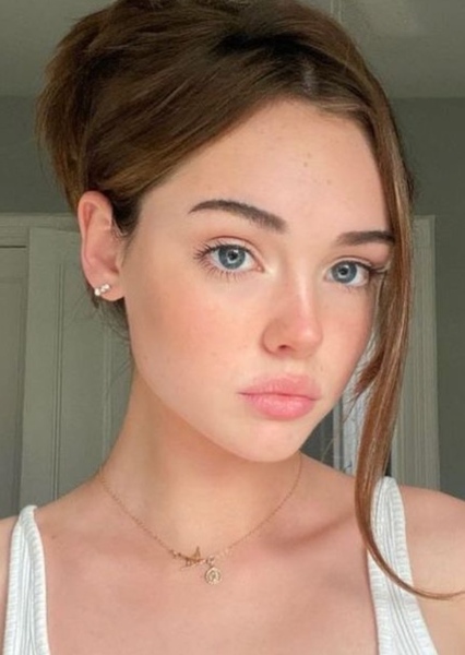 Gracie McKenna photo