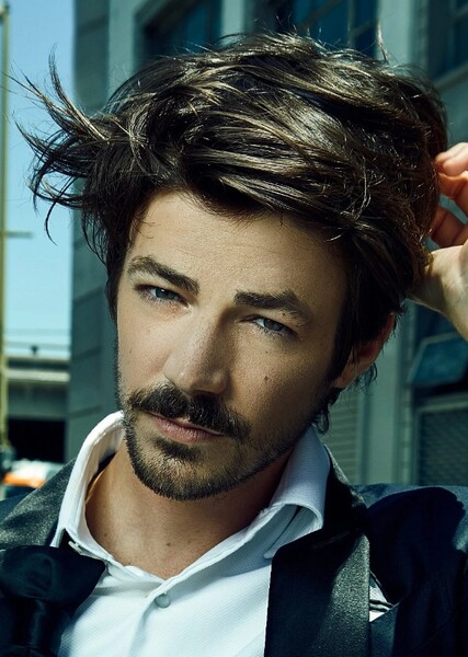 Grant Gustin photo