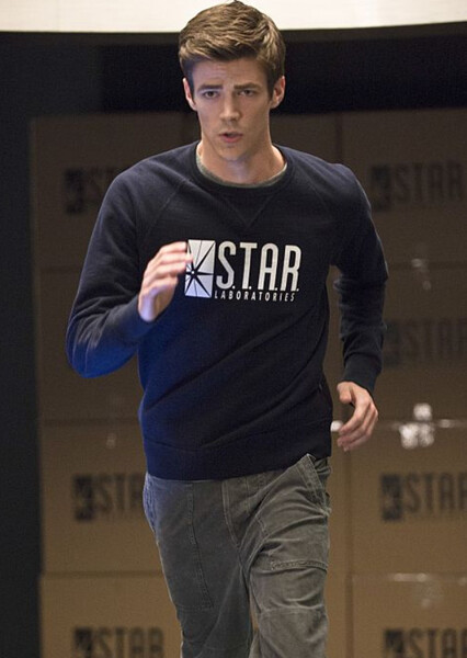 Grant Gustin photo
