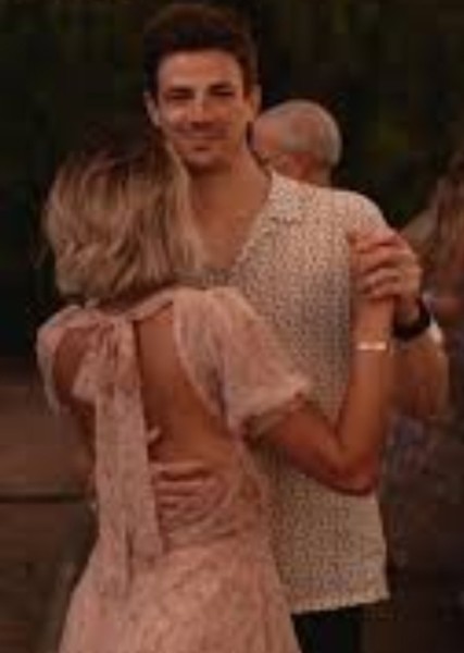 Grant Gustin photo