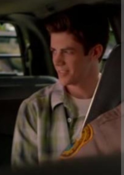 Grant Gustin photo