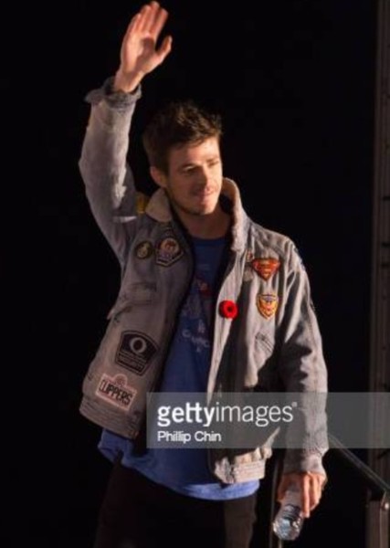Grant Gustin photo