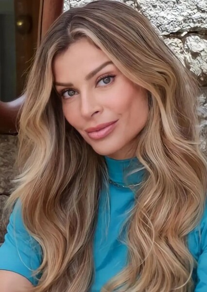 Grazi Massafera photo