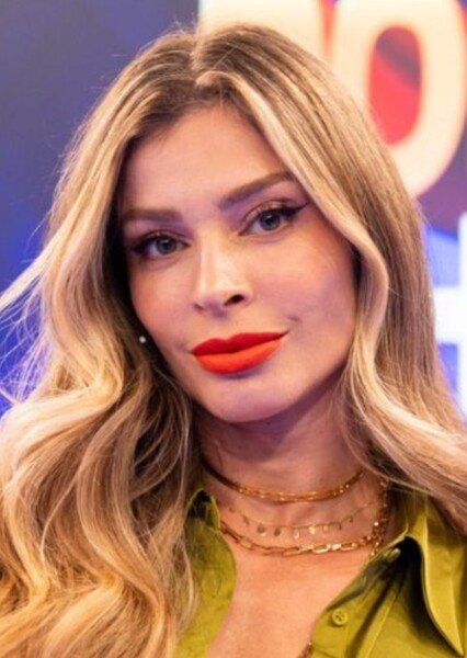 Grazi Massafera photo