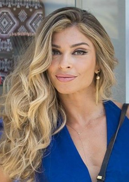 Grazi Massafera photo