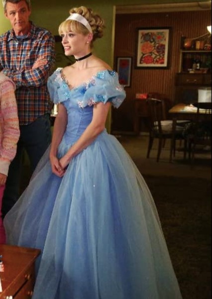 Greer Grammer photo