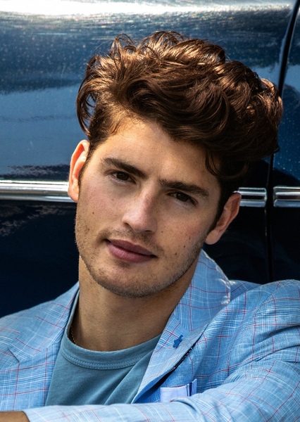 Gregg Sulkin
