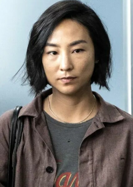 Greta Lee photo
