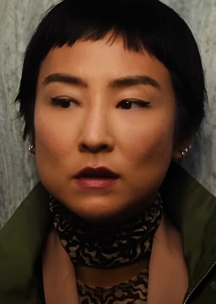 Greta Lee photo