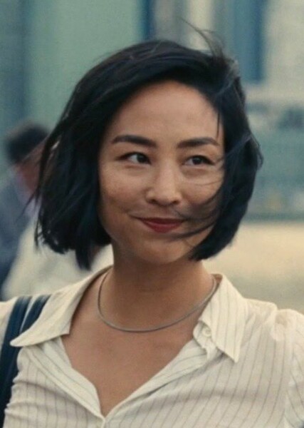 Greta Lee photo