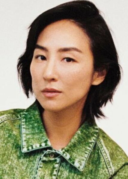 Greta Lee photo