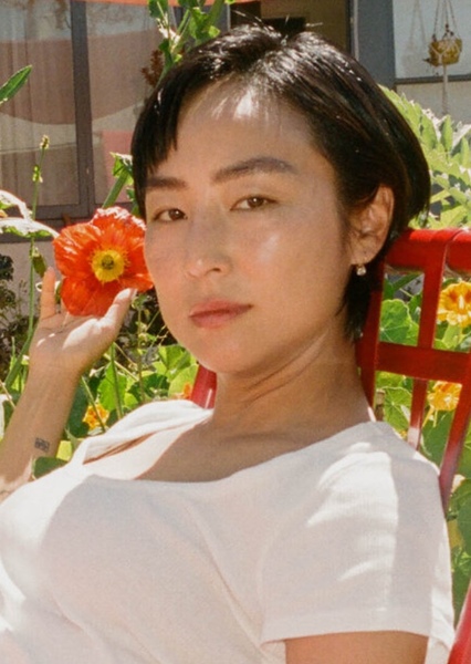 Greta Lee photo